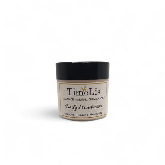 Daily moisturiser to hydrate and nourish skin for all-day softness